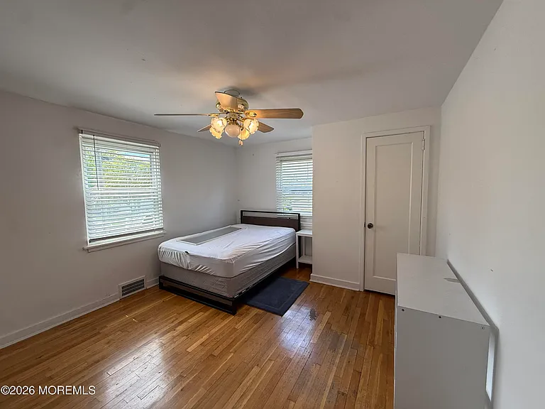 17 Clarence Ave — Photo 18