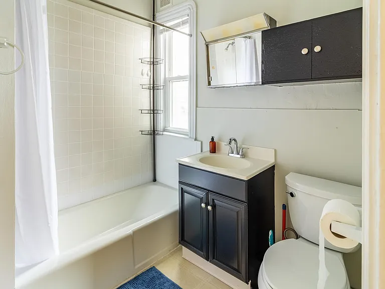 787 Columbia Rd #1L — Photo 9