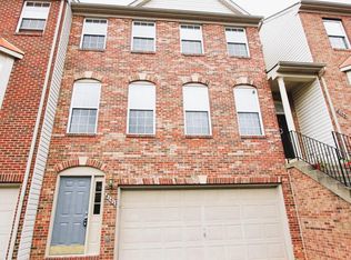 4151 Brookgreen Dr, Fairfax, VA 22033