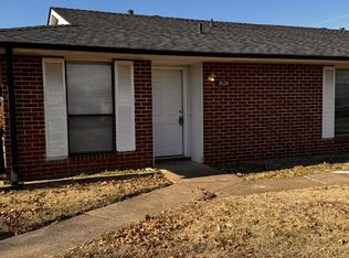 1820 S 13th Pl, Rogers, AR 72758