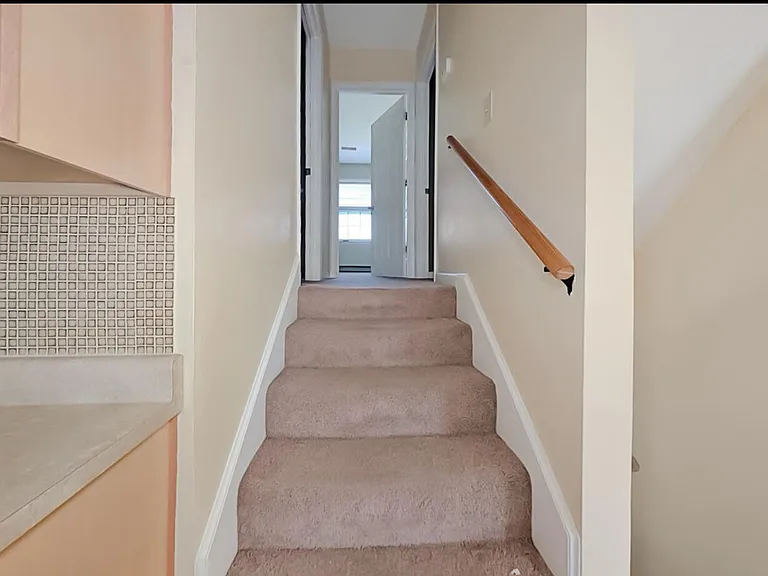 1006 Trent Blvd — Photo 6