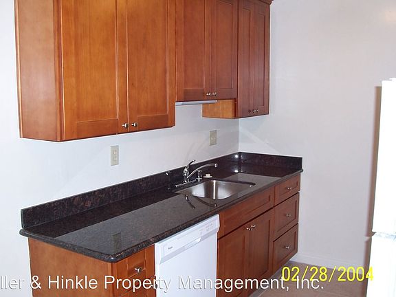 2nd image of 430 Dunster Dr APT 1