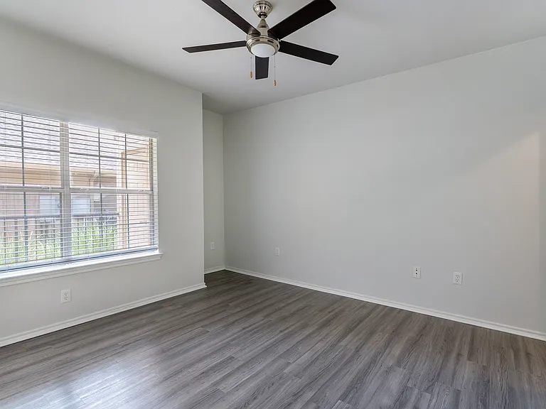 The Lodge at Lost Pines Apartments — Photo 32