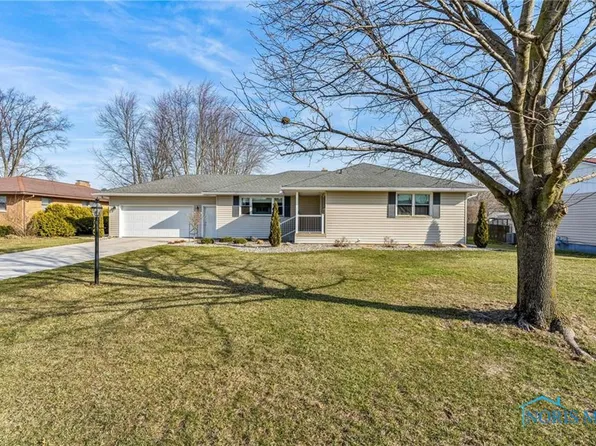 271 Crestview Ln, Tiffin, OH 44883