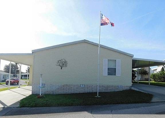 2nd image of 25847 Espanola Dr