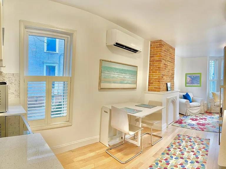 287 Spring St #5 — Photo 9