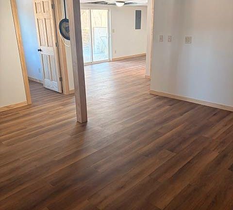 4th image of E7198B Junction Road