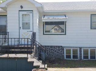 108 4th Ave SW, Crosby, ND 58730