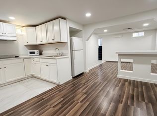 338 Whiting Ave #B, Dedham, MA 02026