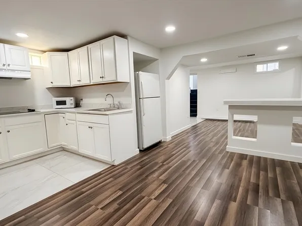 338 Whiting Ave #B, Dedham, MA 02026