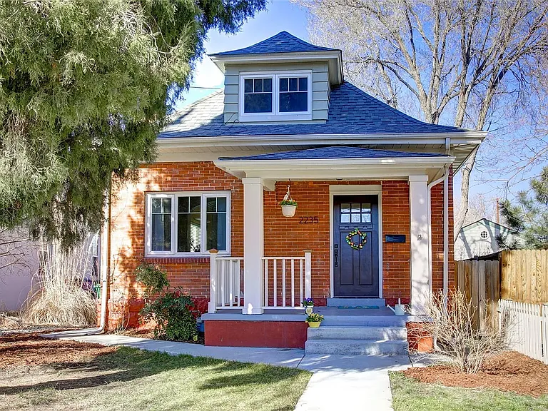 2235 Irving St — Photo 1