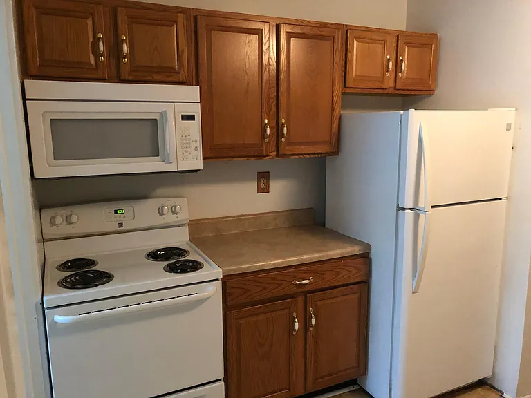 4092 Main St #A — Photo 3