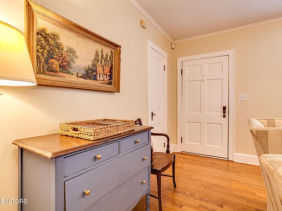 5th image of 5026 Jacksboro Pike