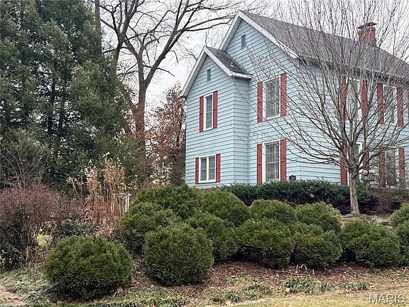 3rd image of 2903 Edwards St