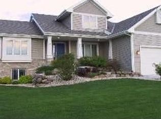 233 Ridge View Trl, Verona, WI 53593