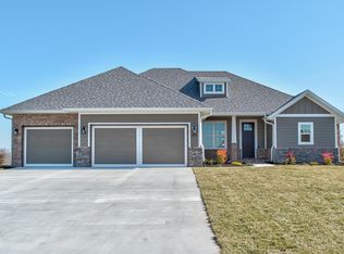 103 Summit Point Rd, Chestnutridge, MO 65630