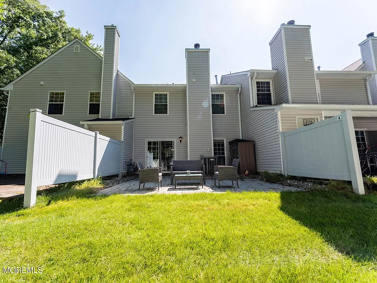 4 Vassar Pl — Photo 9