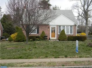 325 Larchwood Rd, Springfield, PA 19064