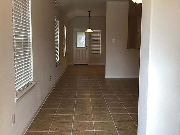 4th image of 11315 Creekway Bend Dr