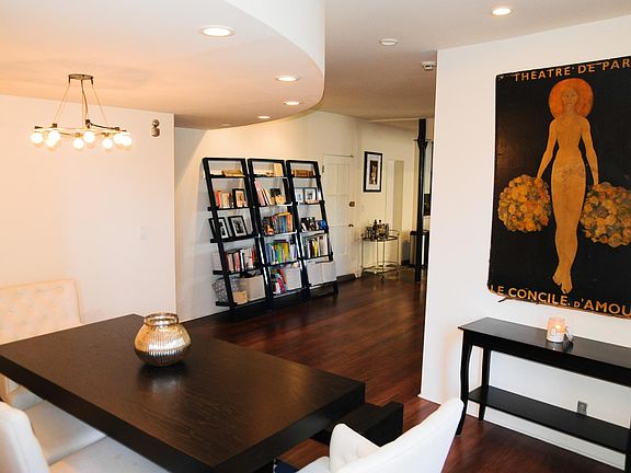 4th image of 1182 Greenwich St