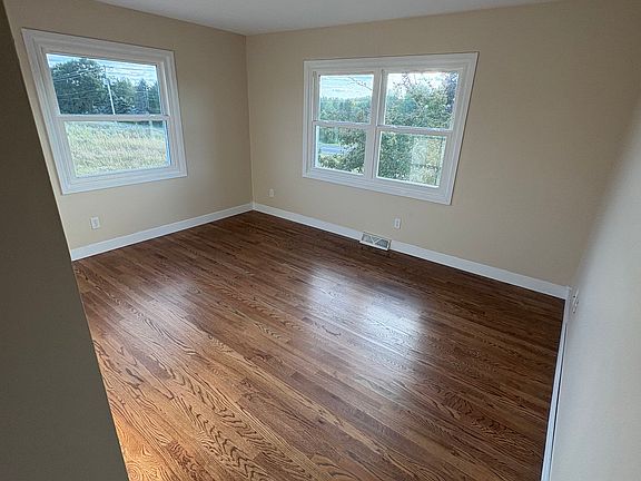 5th image of 7133 Townline Rd