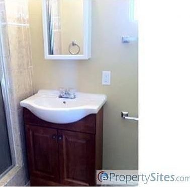 5th image of 1211 S 37th St