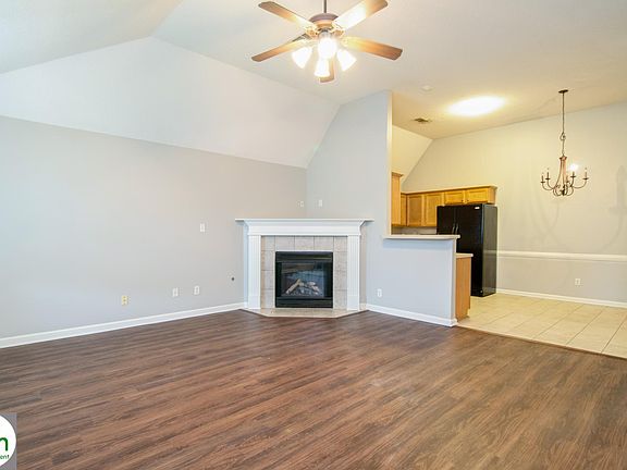 2nd image of 10184 Evening Hill Dr