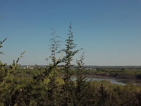 10003 Dell Rd, Eden Prairie, MN 55347