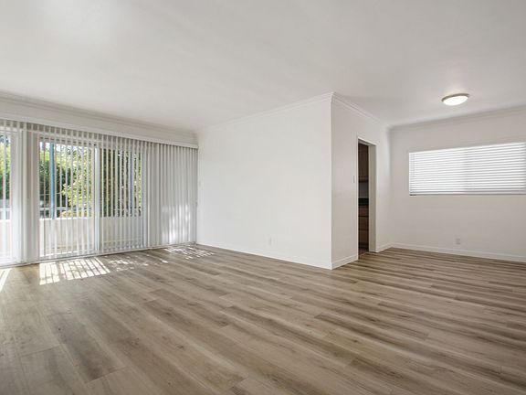 5th image of 1975 S Beverly Glen Blvd APT 6