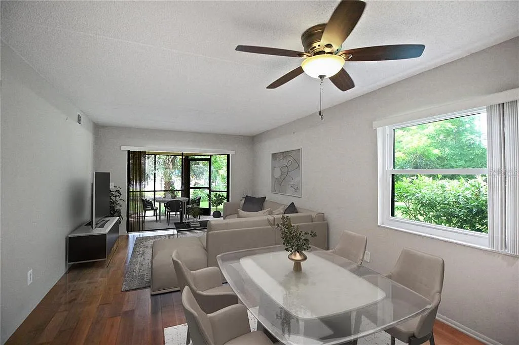 2 bed, 2.0 bath, 924 sqft, $2,000 — Photo 4