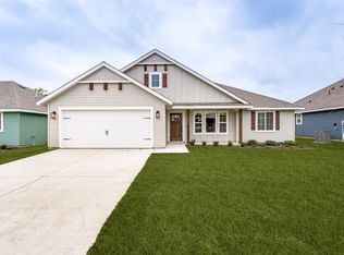 204 Walnut St, Whitesboro, TX 76273