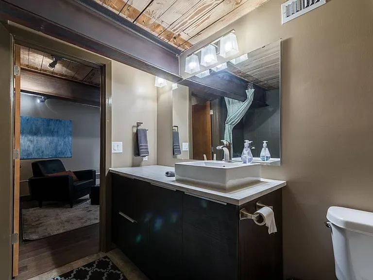 3100 Commerce St #140 — Photo 13