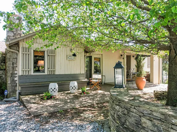 594 Chimney Rock Rd, Harrodsburg, KY 40330