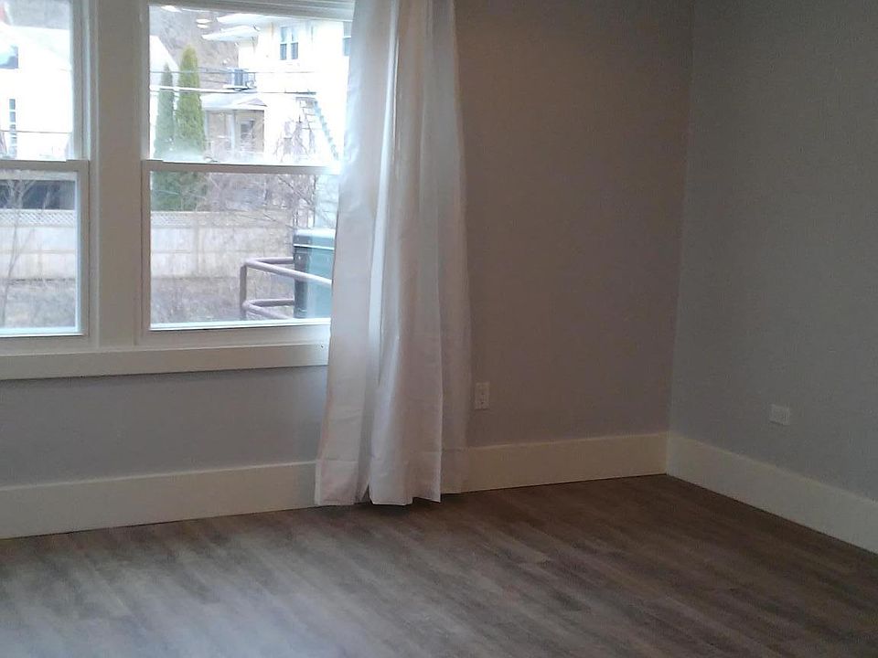 2nd image of 610 Colfax Ave APT 1