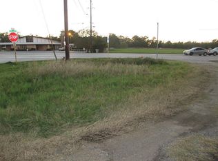 108 Jones Rd, Highlands, TX 77562