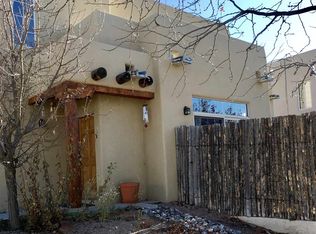 4300 Lone Raven Ln, Santa Fe, NM 87507