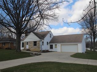 7419 Hillside Rd, Independence, OH 44131