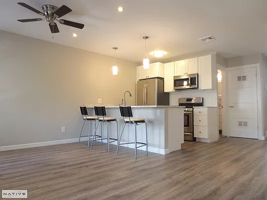 Rented by Native Real Estate LLC | media 16