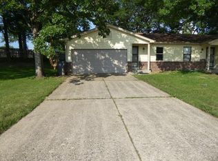 124 Laura Dr, Saint Peters, MO 63376