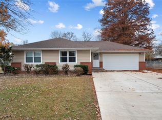 101 W Oak St, New Baden, IL