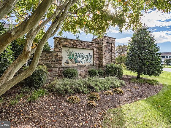 5th image of 18936 Shore Pointe Ct #2803C