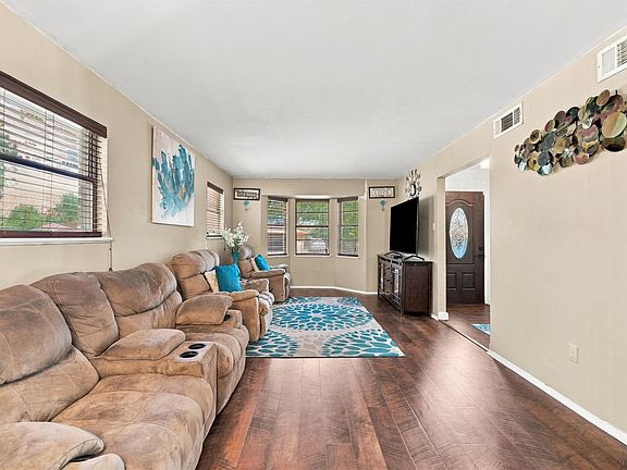 5th image of 600 N 60th St