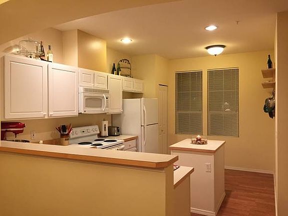 5th image of 23773 SE 52nd Ln #12-2
