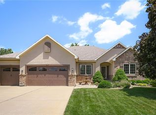 2916 SW Lewis Dr, Lees Summit, MO 64081