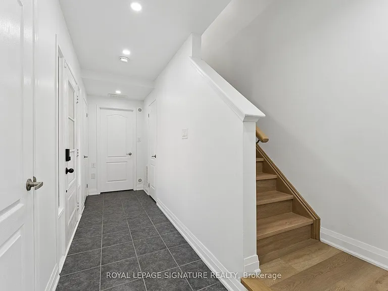 122 Baycliffe Cres — Photo 20