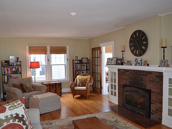 3rd image of 1528 Glenwood Ave