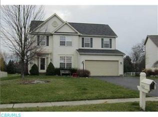 7821 Royal Park Dr, Lewis Center, OH 43035