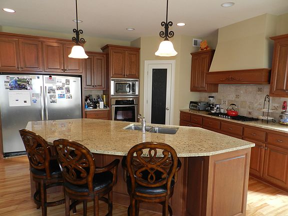 4th image of 11110 Sweetwater Path