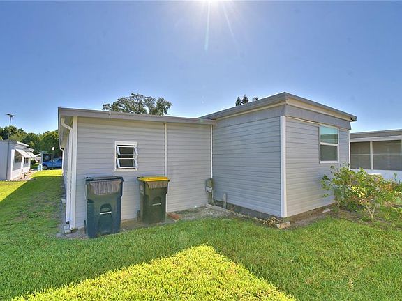 5th image of 117 Holiday Ln
