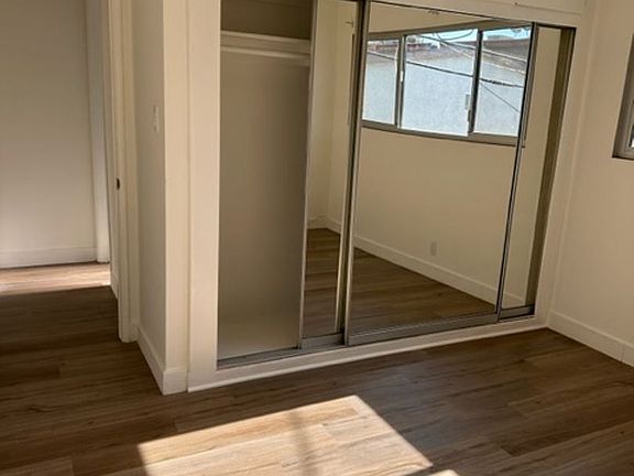 4th image of 3609 Mentone Ave APT 9
